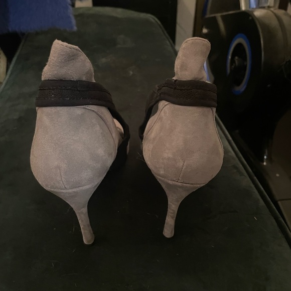 Nine West - Picture 3 of 6